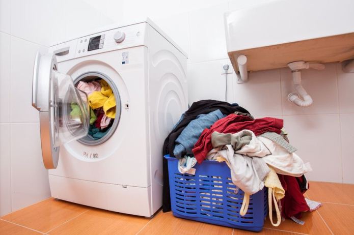 Máy giặt bị cặn bẩn khắc phục thế nào