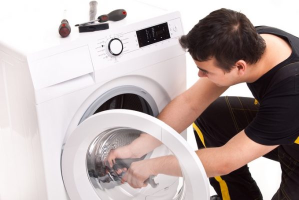 Hướng dẫn cách sửa máy giặt không xả nước nhanh chóng tại nhà